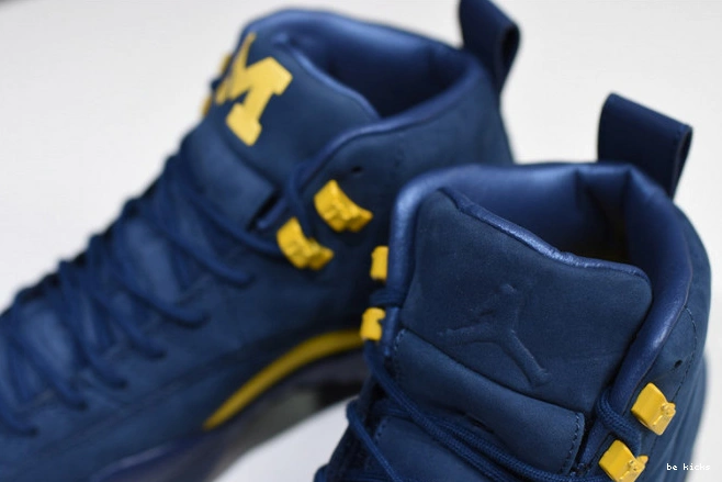 Reps bq3180-407 air jordan 12 michigan 0513